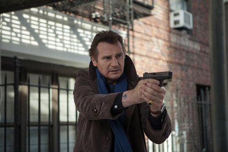 Liam Neeson - A Walk Among the Tombstones - Photos