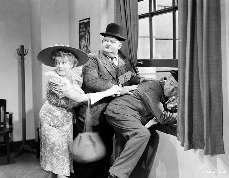 Mary Boland, Oliver Hardy, Stan Laurel