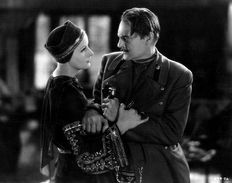 Greta Garbo, Lionel Barrymore - Mata Hari - Z filmu