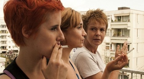 Amelie Kiefer, Kathrin Angerer, Katrin Saß - Blond bringt nix - Z filmu