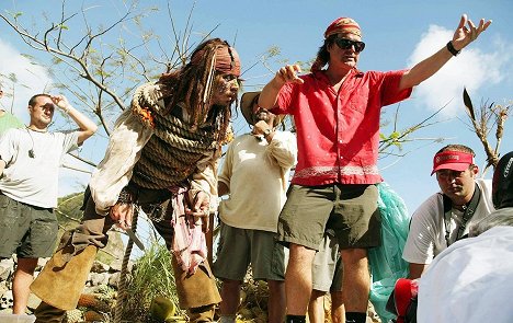 Johnny Depp, Gore Verbinski - Piráti z Karibiku: Truhla mrtvého muže - Z natáčení