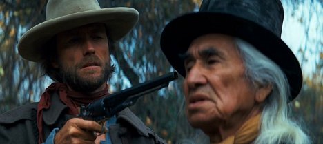 Clint Eastwood, náčelník Dan George - Psanec Josey Wales - Z filmu