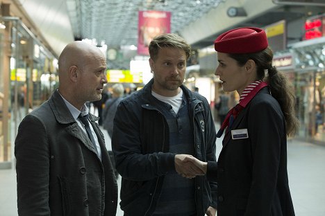 Christian Berkel, Janek Rieke, Mirya Kalmuth