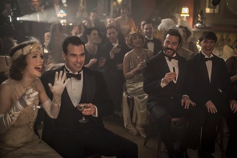 Andrea Deck, Joseph Beattie, Jeremy Piven, Greg Austin - Pan Selfridge - Epizoda 8 - Z filmu