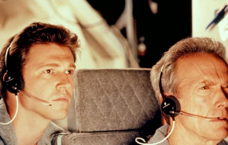 Loren Dean, Clint Eastwood - Vesmírní kovbojové - Z filmu