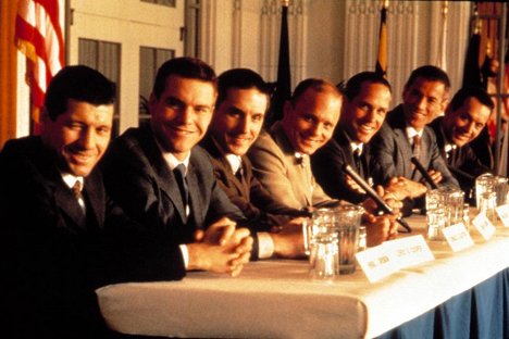 Fred Ward, Dennis Quaid, Scott Paulin, Ed Harris, Charles Frank, Scott Glenn, Lance Henriksen - Správná posádka - Z filmu