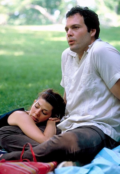 Marisa Tomei, Vincent D'Onofrio - Happy Accidents - Z filmu