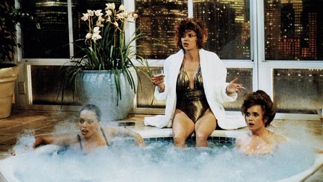 Victoria Mahoney, JoBeth Williams, Lysette Anthony - Proměna - Z filmu