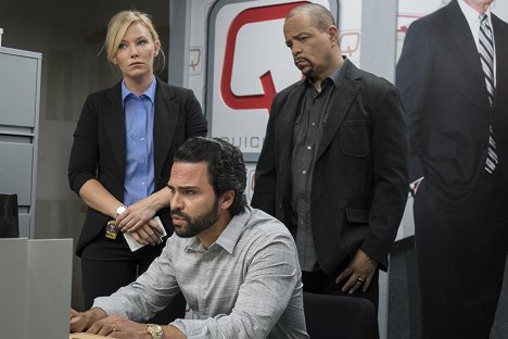 Kelli Giddish, Manny Perez, Ice-T - Law & Order: Special Victims Unit - Girls Disappeared - Photos