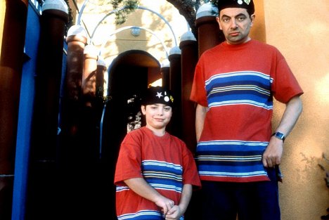Andrew Lawrence, Rowan Atkinson - Mr. Bean: Největší filmová katastrofa - Z filmu