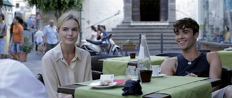 Kate Bosworth, Jamie Blackley - And While We Were Here - Z filmu