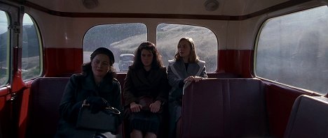 Sarah Peirse, Melanie Lynskey, Kate Winslet - Nebeská stvoření - Z filmu