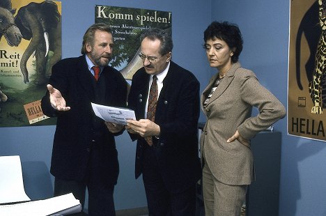 Hermann Giefer, Christian Ude, Despina Pajanou - SOKO München - Kleine Tiere, große Tiere - Z filmu