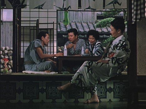 Kódži Micui, Mantaró Ušio, Nacuko Kahara, Mucuko Sakura - Ukigusa - Z filmu