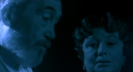 John Huston, Shelley Winters - The Visitor - Z filmu