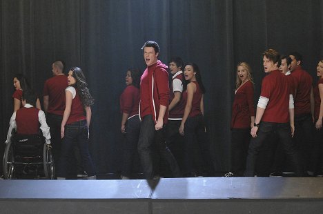 Lea Michele, Amber Riley, Cory Monteith, Harry Shum Jr., Naya Rivera, Dianna Agron