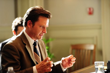 Aden Young - Rectify - Unhinged - Z filmu
