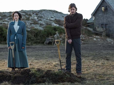 Eva Green, Josh Hartnett - Penny Dreadful - And Hell Itself My Only Foe - Photos