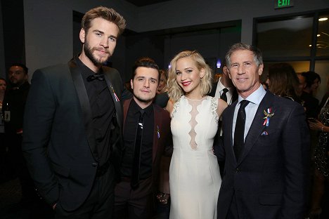 Liam Hemsworth, Josh Hutcherson, Jennifer Lawrence - Hunger Games: Síla vzdoru 2. část - Z akcí