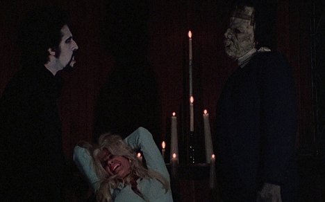 Zandor Vorkov, Regina Carrol, John Bloom - Dracula vs. Frankenstein - Z filmu
