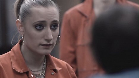Lauren Socha - Misfits: Zmetci - Epizoda 5 - Z filmu