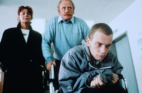 Eileen Nicholas, James Cosmo, Ewan McGregor - Trainspotting - Z filmu