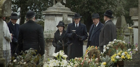 Pauline Moran, Hugh Fraser, Philip Jackson - Agatha Christie's Poirot - Velká čtyřka - Z filmu