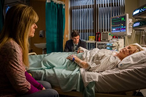 Siobhan Finneran, Karl Davies, Sarah Lancashire