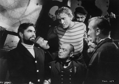 James Mason, Kirk Douglas, Peter Lorre - 20 000 mil pod mořem - Z filmu