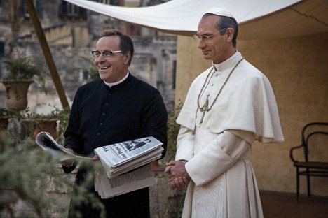 Mauro Marino, Fabrizio Gifuni - Pavel VI. - papež v bouřlivých časech - Z filmu