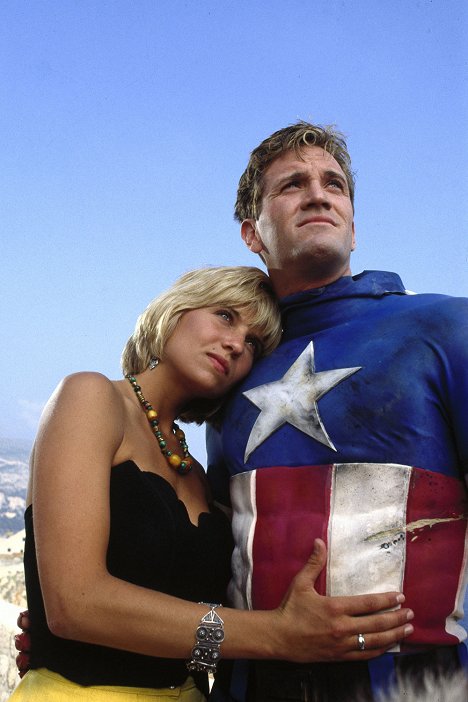 Kim Gillingham, Matt Salinger - Captain America - Z filmu
