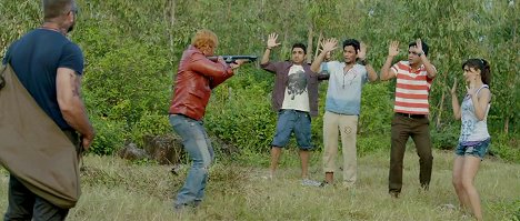 Vir Das, Kunal Khemu, Anand Tiwari, Pooja Gupta - Go Goa Gone - Z filmu