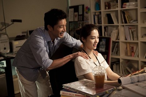 Jin-geun Kim, Hyeon-joo Kim - Siseon neomeo - Z filmu