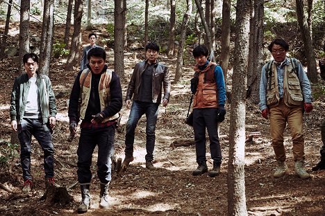 Byeong-eun Park, Yoon-seong Kim, Jin-woong Cho, Soon-bae Cha - Sanyang - Z filmu