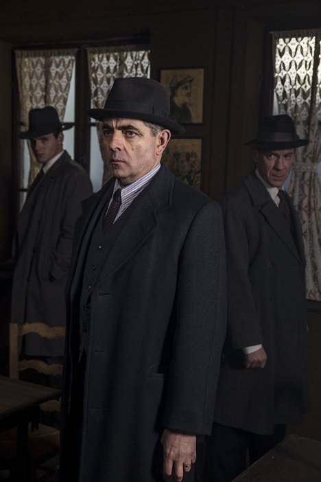Rowan Atkinson - Maigret - Maigret kladie pascu - Z filmu