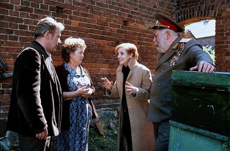 Jörg Schüttauf, Petra Kelling, Katharina Thalbach, Peter F. Steinbach - Liebesau - die andere Heimat - Z filmu