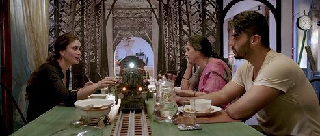 Kareena Kapoor, Swaroop Sampat, Arjun Kapoor - Ki & Ka - Z filmu