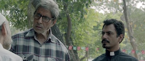 Amitabh Bachchan, Nawazuddin Siddiqui - Te3n - Z filmu