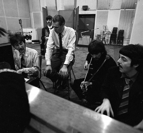 John Lennon, Ringo Starr, George Martin, George Harrison, Paul McCartney - The Beatles - roky na turné - Z filmu
