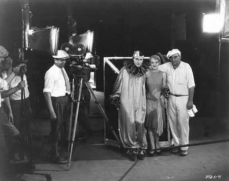 William Haines, Josephine Dunn, James Cruze