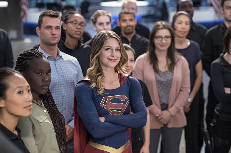Melissa Benoist - Supergirl - Welcome to Earth - Z filmu