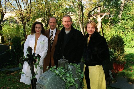 Konstanze Breitebner, Christoph Moosbrugger, Harald Krassnitzer, Loretta Pflaum - Místo činu - Nie wieder Oper - Promo