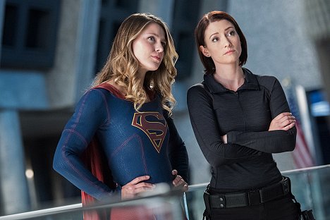 Melissa Benoist, Chyler Leigh - Supergirl - Survivors - Z filmu