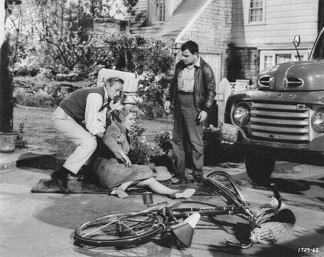 Richard Widmark, Doris Day, Sid Melton