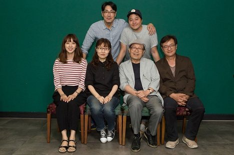 Cheong-ah Lee, Soo-yeon Lee, Jin-woong Cho, Dae-myeong Kim, Goo Shin, Young-chang Song - Haebing - Z natáčení