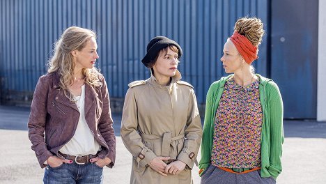 Sophie von Kessel, Nicolette Krebitz, Katja Riemann - Freundinnen - Alle für eine - Z filmu