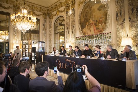 Alexis Loizon, Dan Stevens, Josh Gad, Luke Evans, Emma Watson, Bill Condon, Alan Menken - Kráska a zvíře - Z akcí