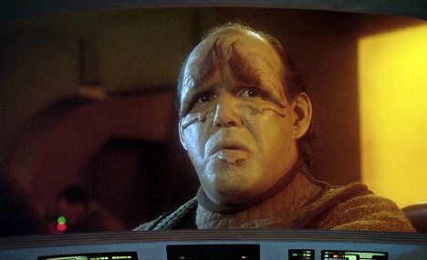 Christopher Collins - Star Trek: Nová generace - Nástrahy lékařské péče - Z filmu