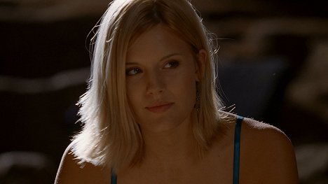 Maggie Grace