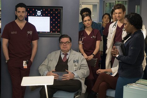 Colin Donnell, Oliver Platt, Torrey DeVitto, Nick Gehlfuss, Marlyne Barrett